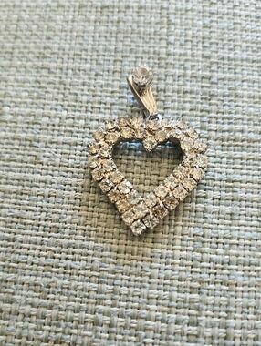 VINTAGE Silver Crystal Heart Pendant Sparkling Silver Heart Jewelry